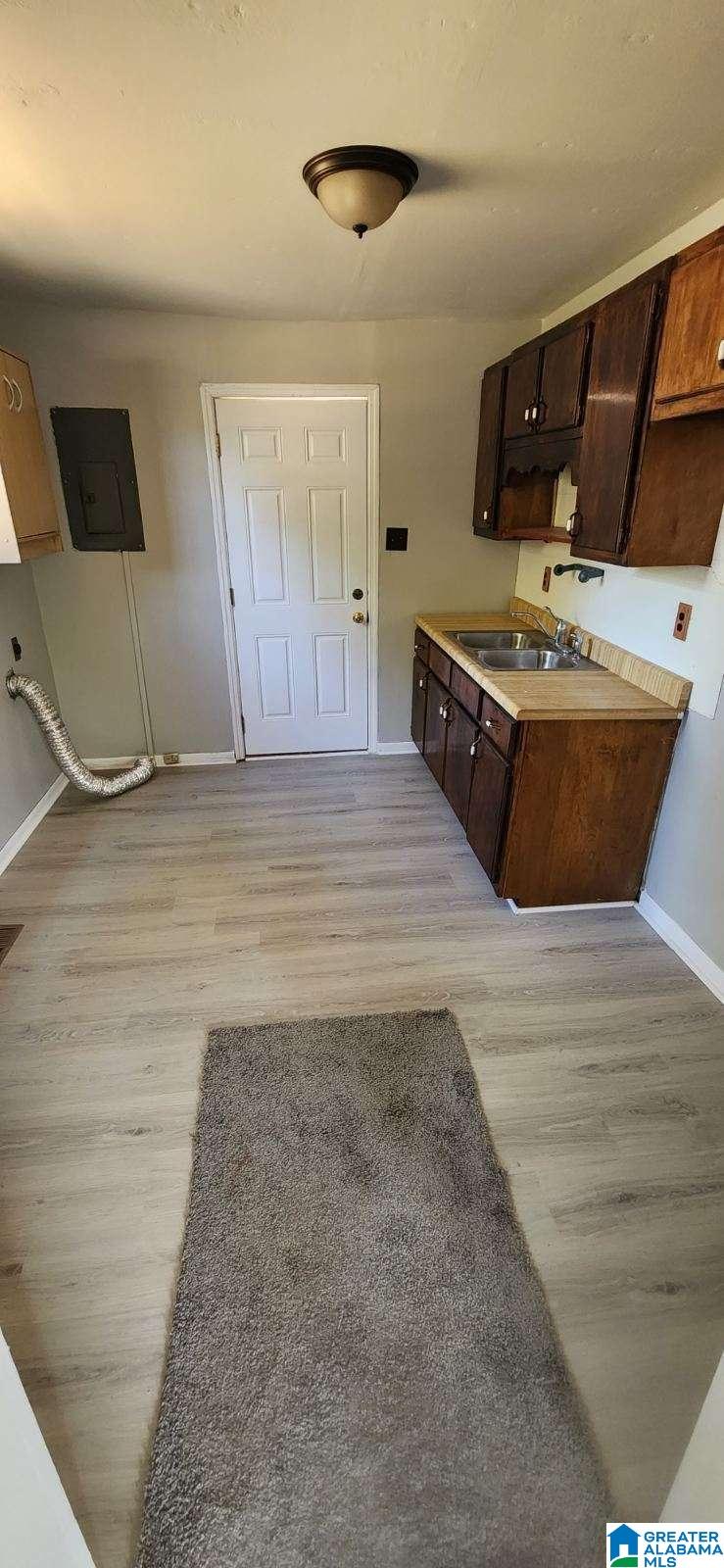 601 19th Street Southwest Birmingham, AL 35211 - Photo 4 of 5