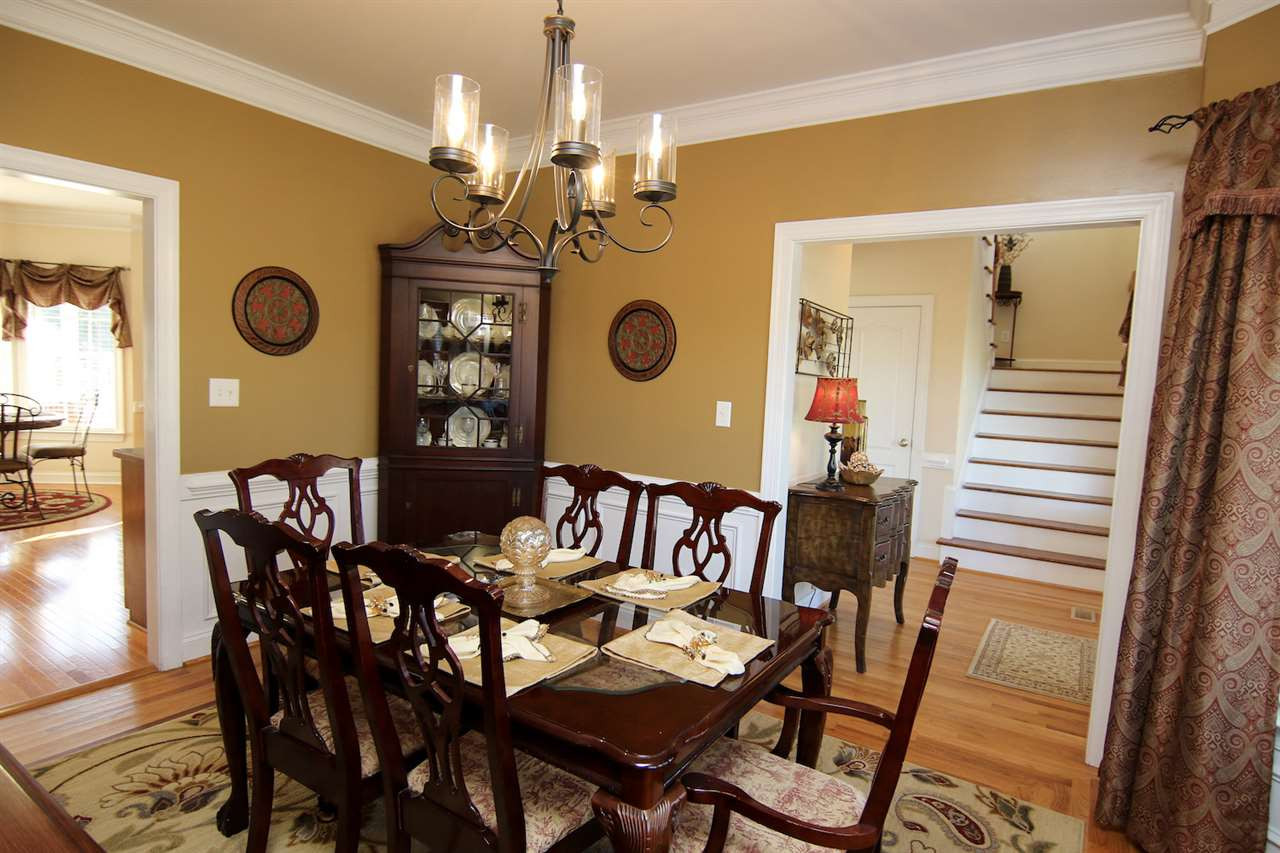 633 Shadetree Road Benson, NC 27504 - Photo 5 of 25 Dining Room