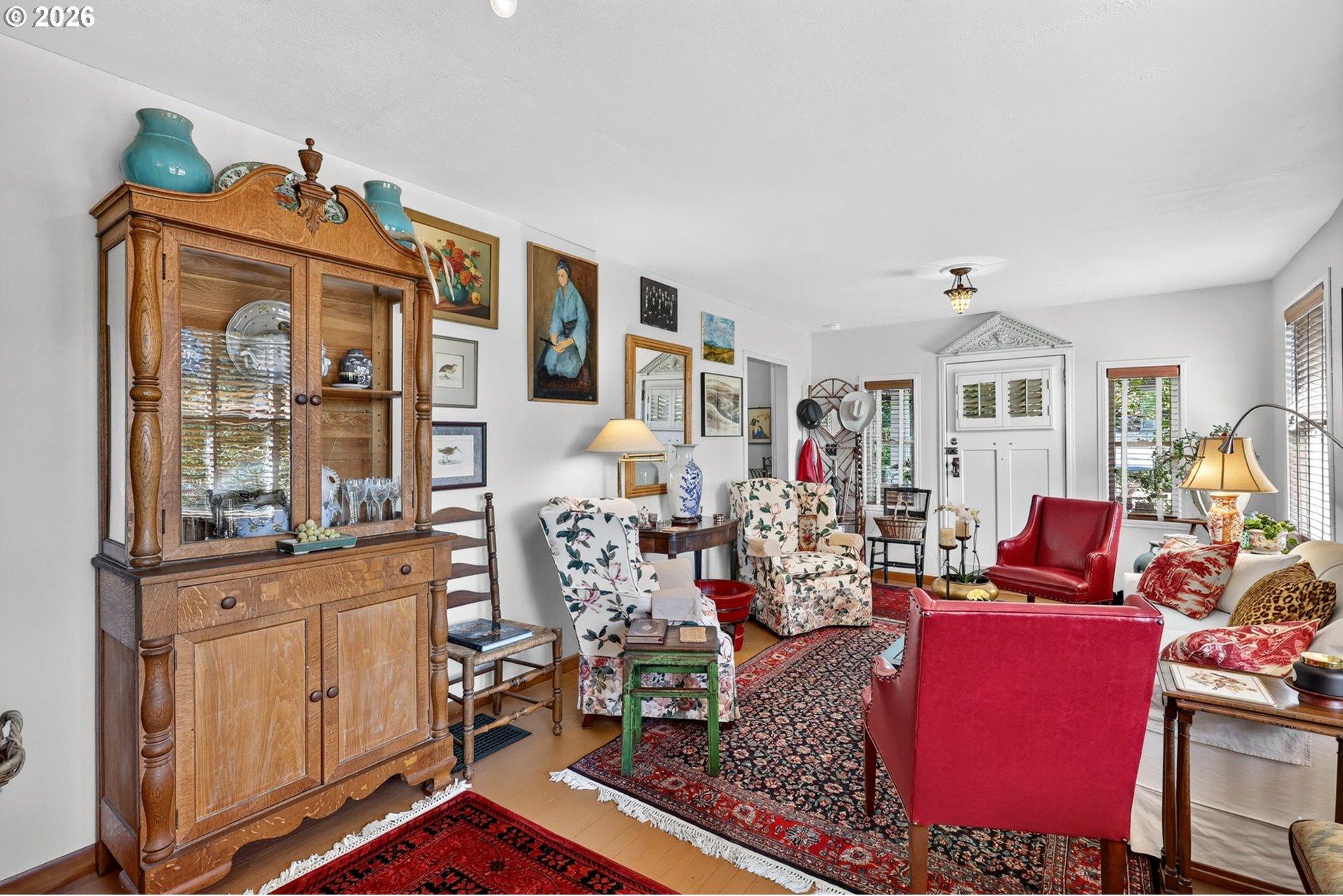 9225 Southwest Boones Ferry Road Portland, OR 97219 - Photo 11 of 48 Gallery Image 11