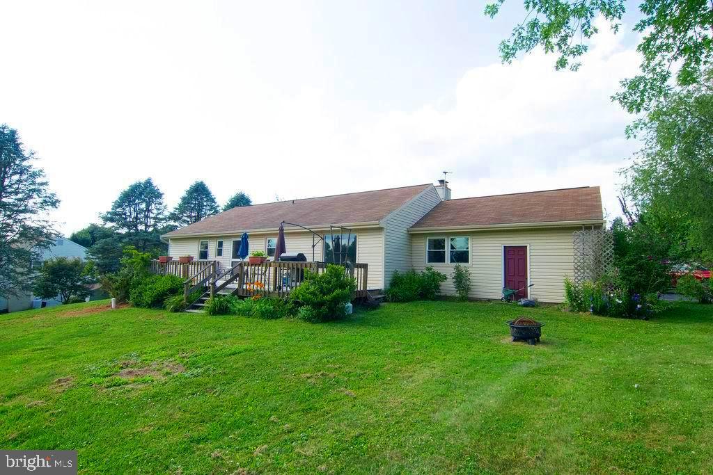 109 Locust Knoll Road Downingtown, PA 19335 - Photo 3 of 32