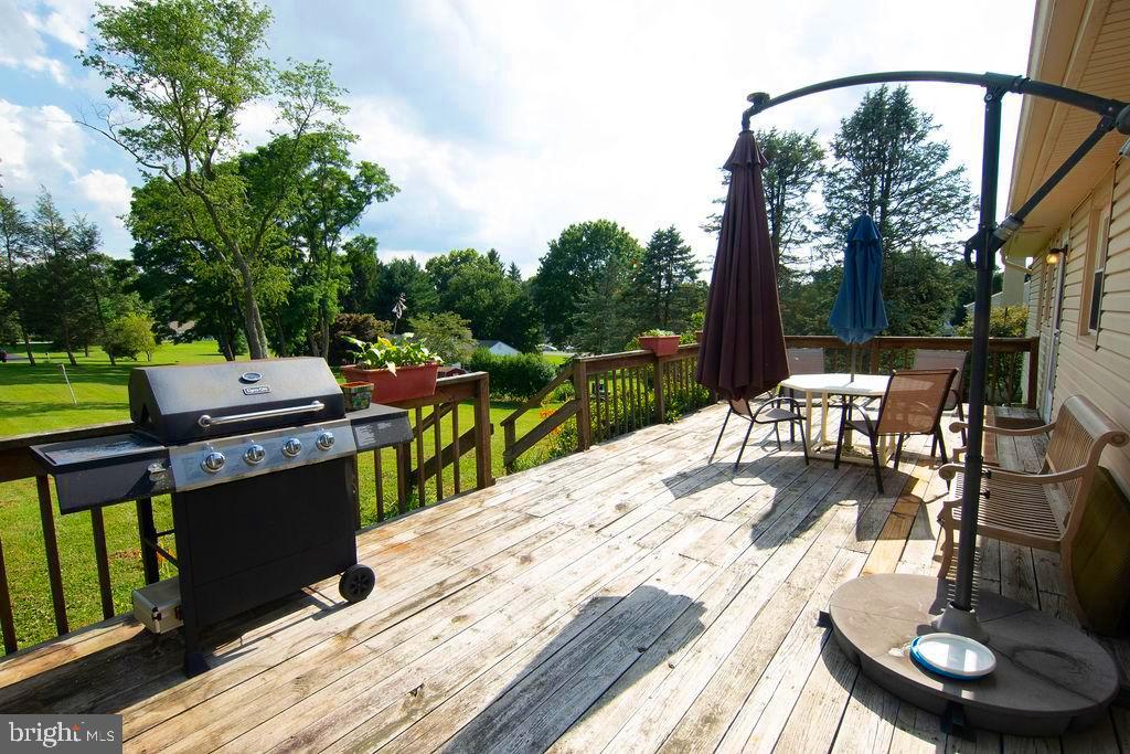 109 Locust Knoll Road Downingtown, PA 19335 - Photo 5 of 32