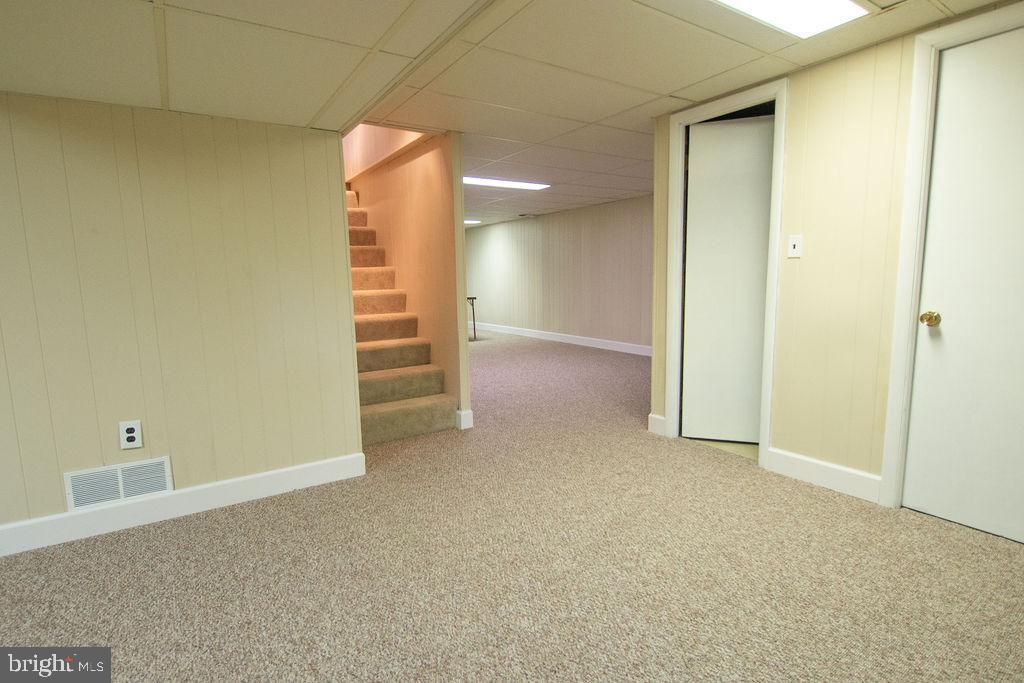 109 Locust Knoll Road Downingtown, PA 19335 - Photo 7 of 32