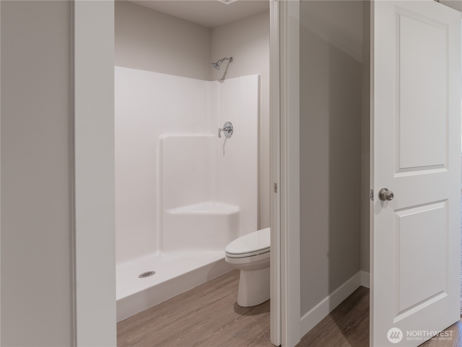 138 Salmon Drive Wenatchee, WA 98801 - Photo 13 of 26
