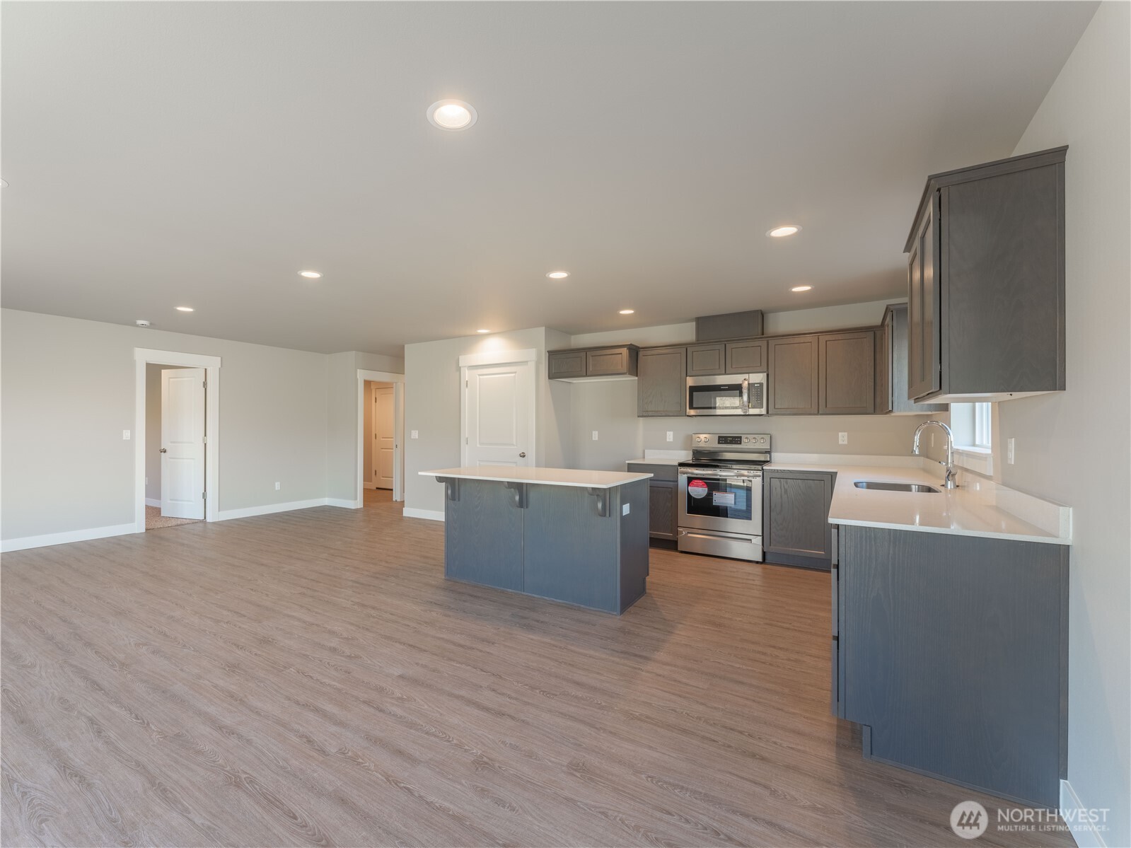 138 Salmon Drive Wenatchee, WA 98801 - Photo 6 of 26