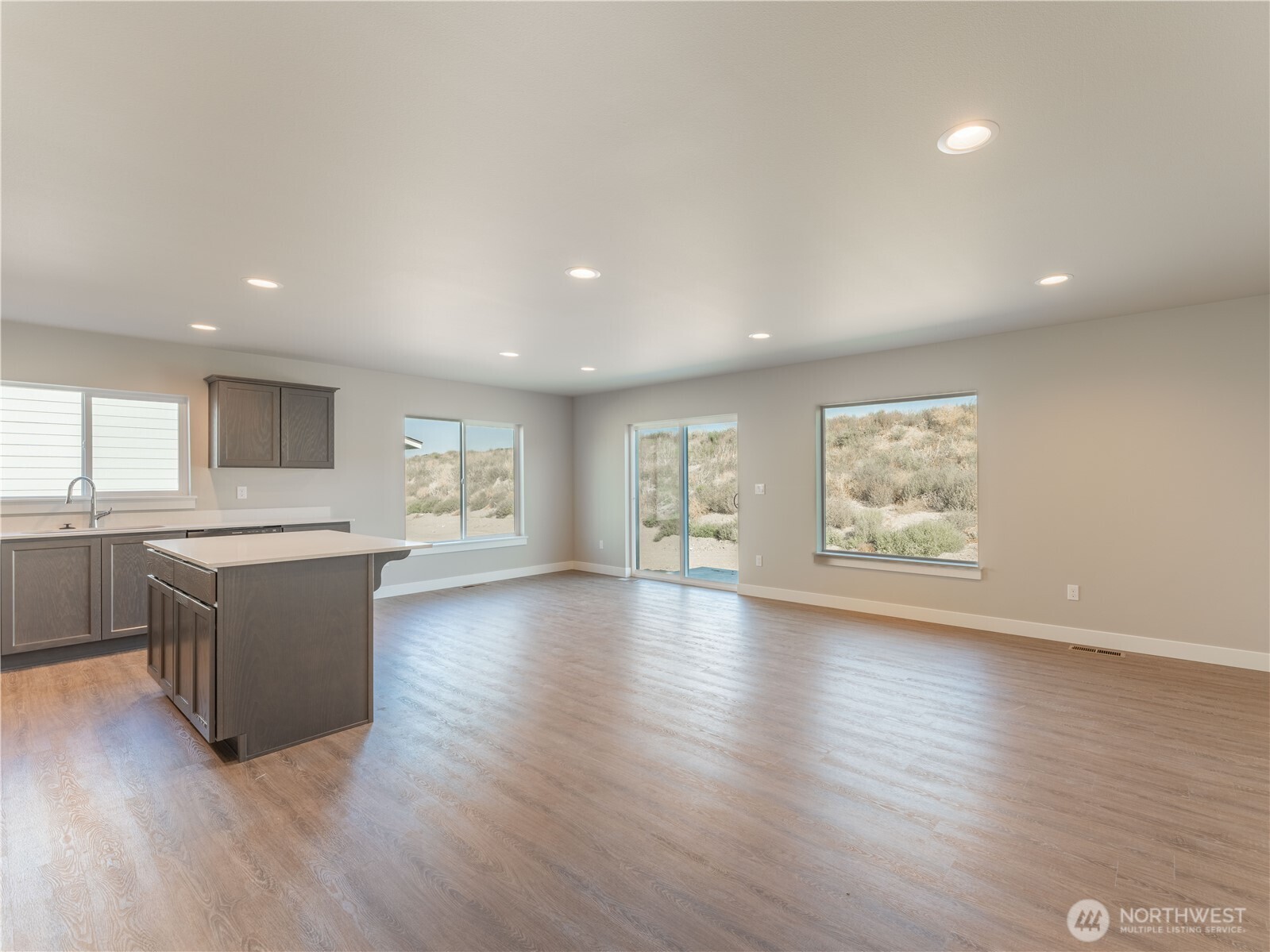 138 Salmon Drive Wenatchee, WA 98801 - Photo 8 of 26