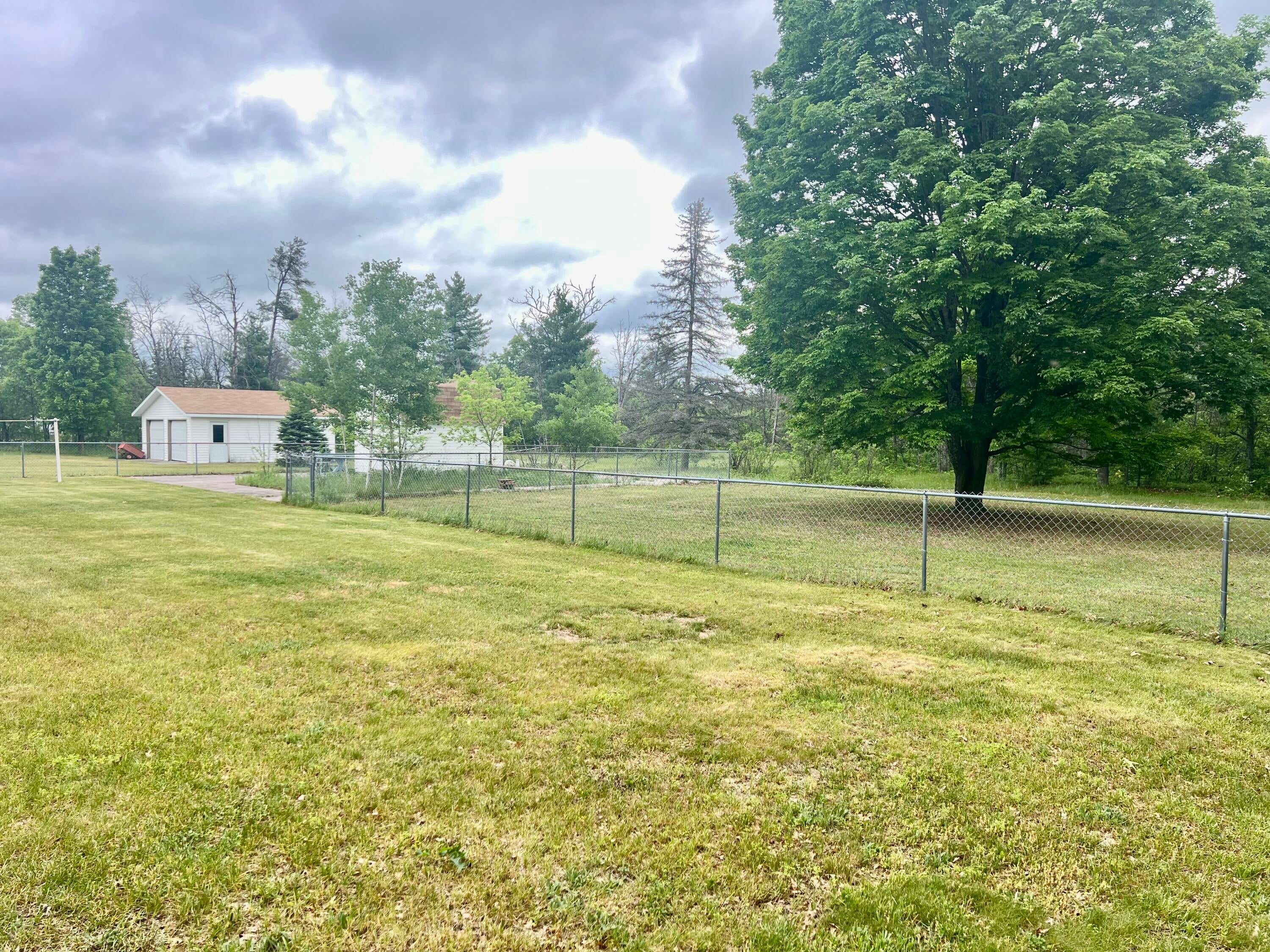 505 Isenhauer Road Grayling, MI 49738 - Photo 11 of 45 Gallery Image 11