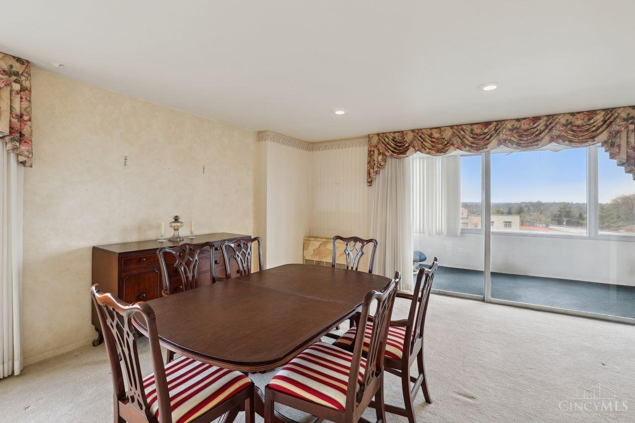 2324 Madison Road, Unit 707 Cincinnati, OH 45208 - Photo 16 of 36 Gallery Image 16