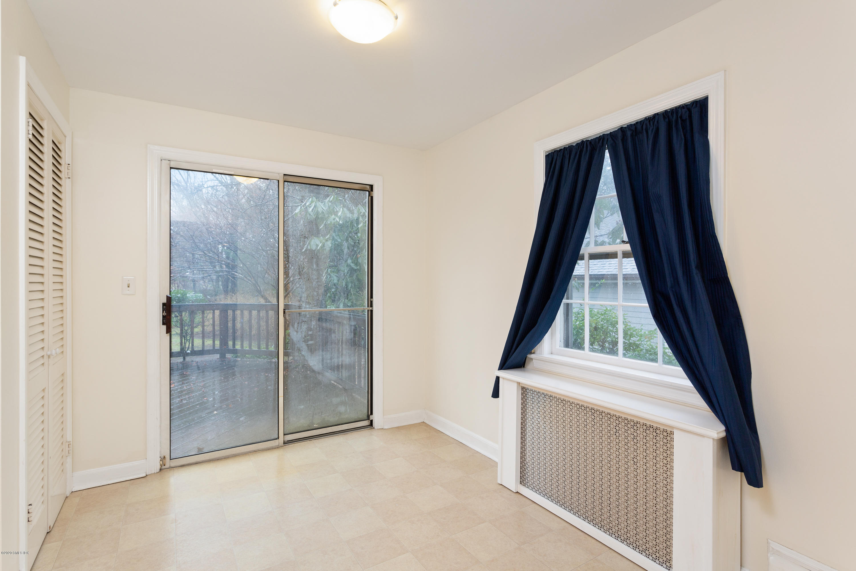 79 Summit Road Riverside, CT 06878 - Photo 11 of 30 Breakfast Nook