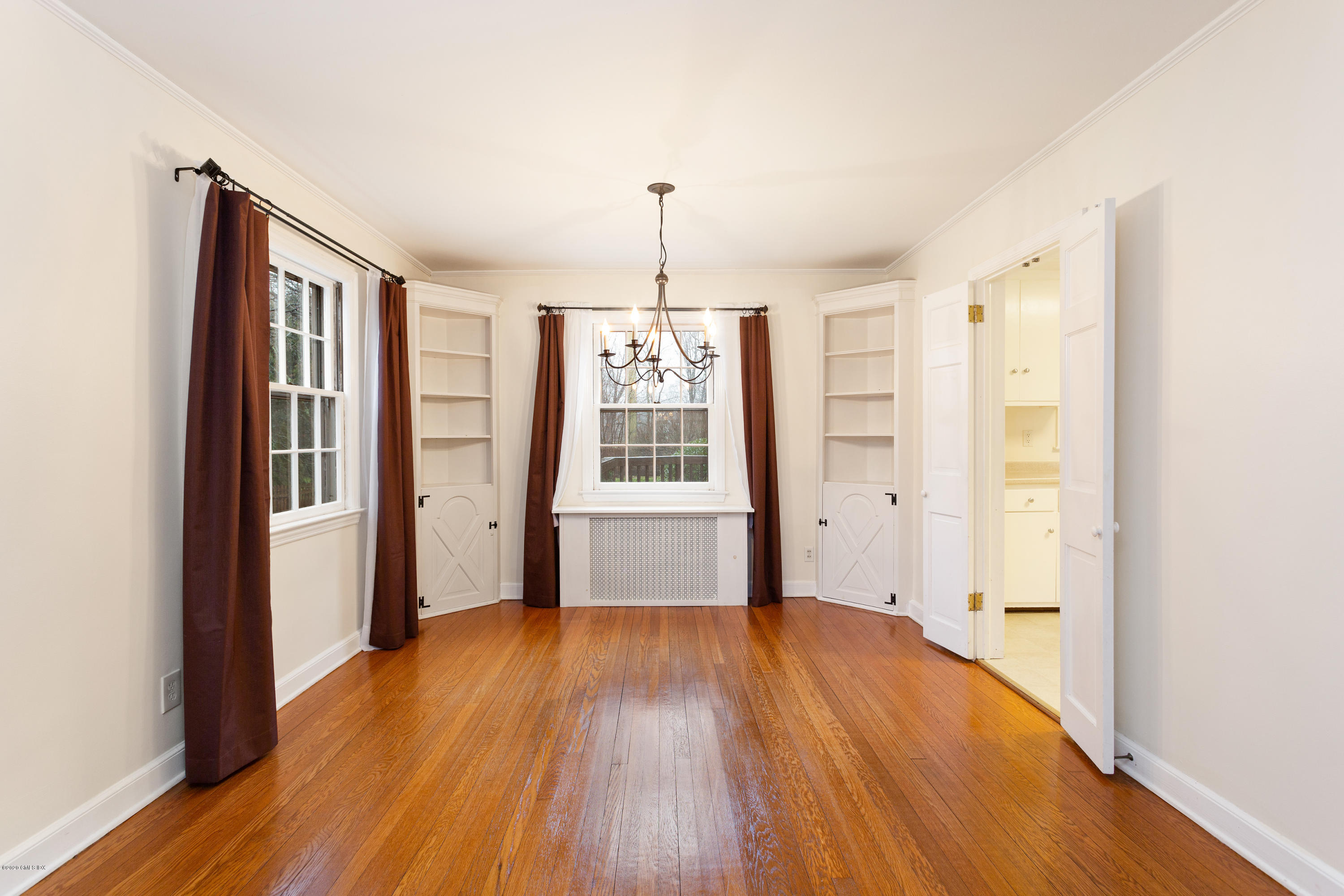 79 Summit Road Riverside, CT 06878 - Photo 6 of 30 Dining Room