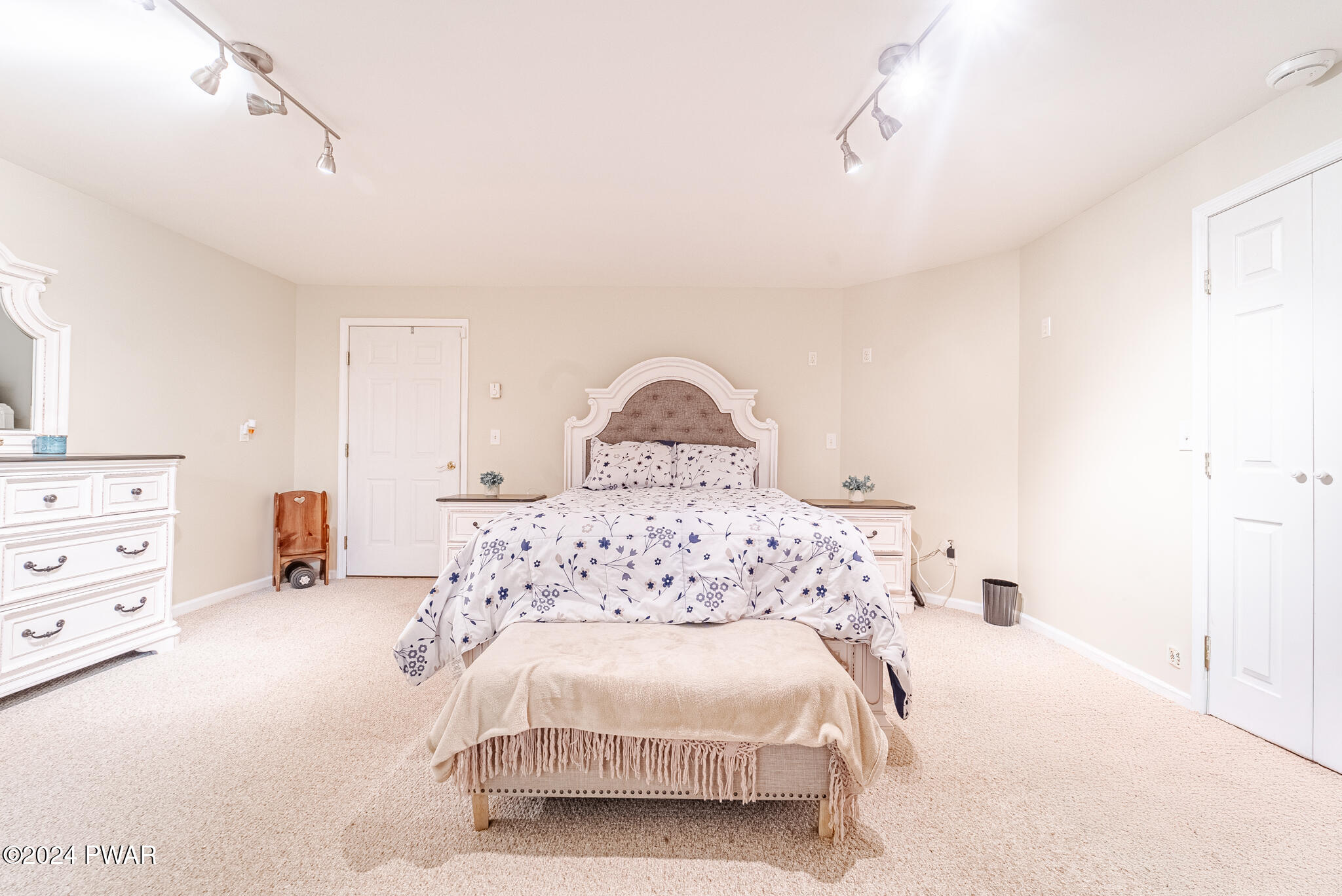 122 Ranger Road Greeley, PA 18425 - Photo 29 of 47 DSC09542-HDR-Edit