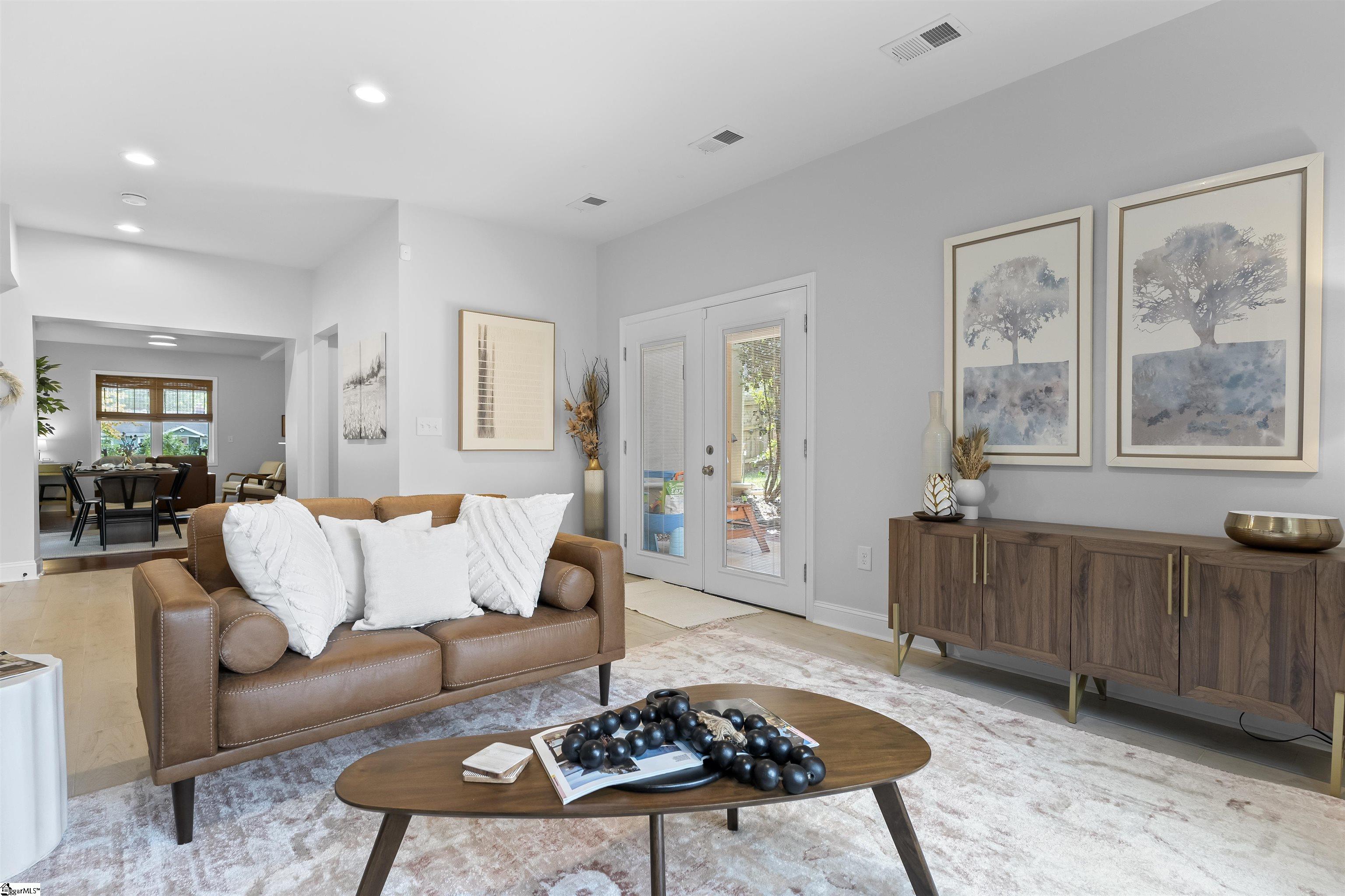 32 Blair Street Greenville, SC 29607 - Photo 13 of 36