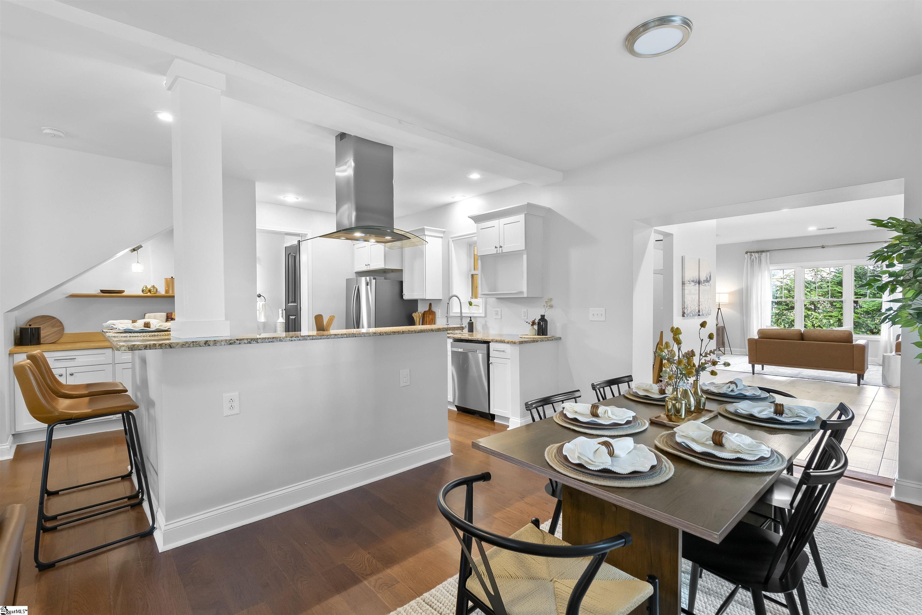 32 Blair Street Greenville, SC 29607 - Photo 5 of 36