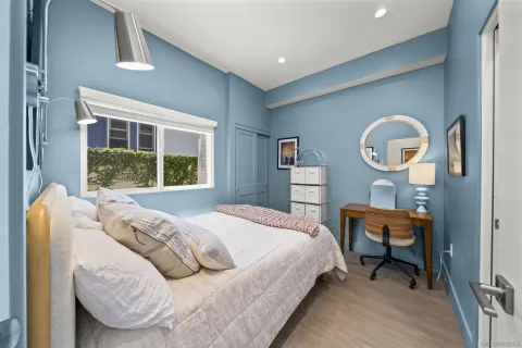$1,325,000 | 1952 Hornblend Street, Unit 6, San Diego, CA 92109