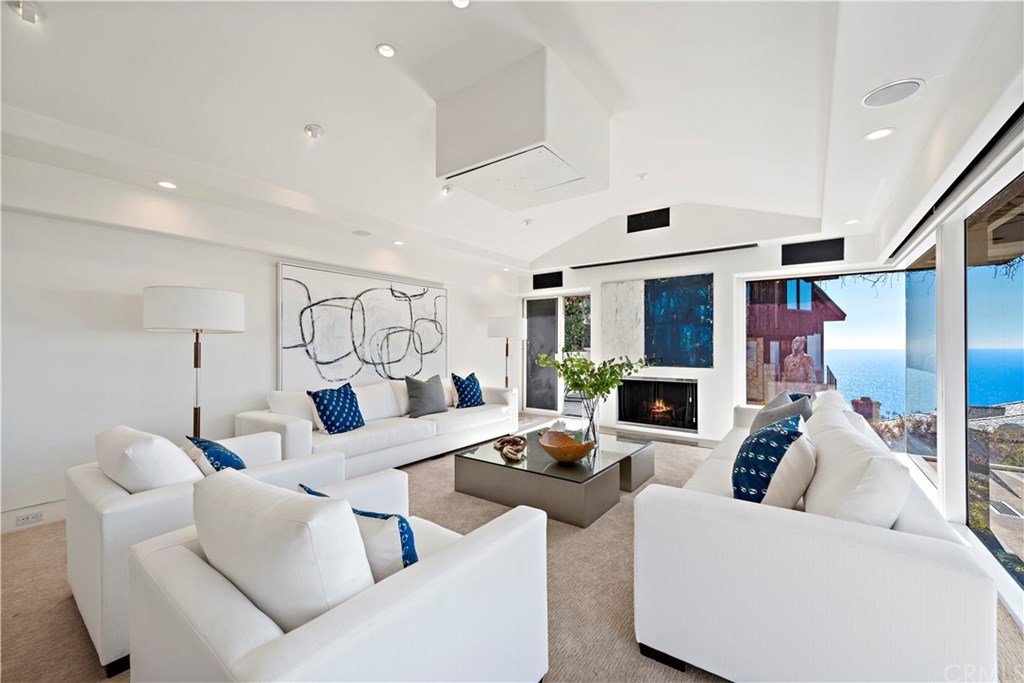 530 Emerald Bay Laguna Beach, CA 92651 - Photo 30 of 44