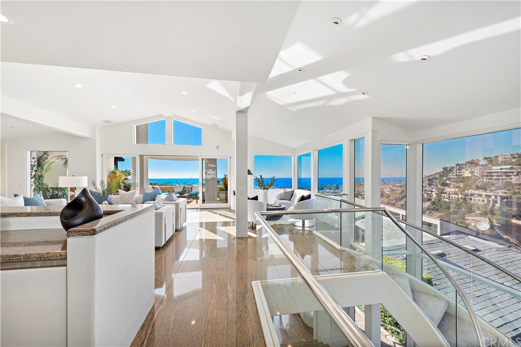 530 Emerald Bay Laguna Beach, CA 92651 - Photo 5 of 44