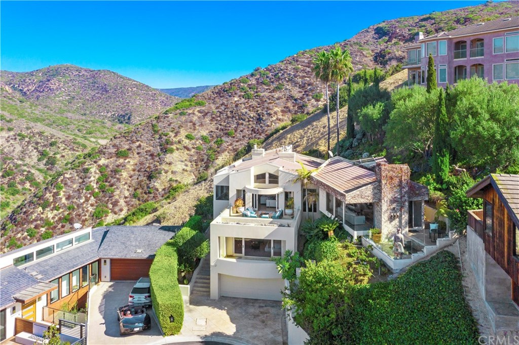 530 Emerald Bay Laguna Beach, CA 92651 - Photo 42 of 44