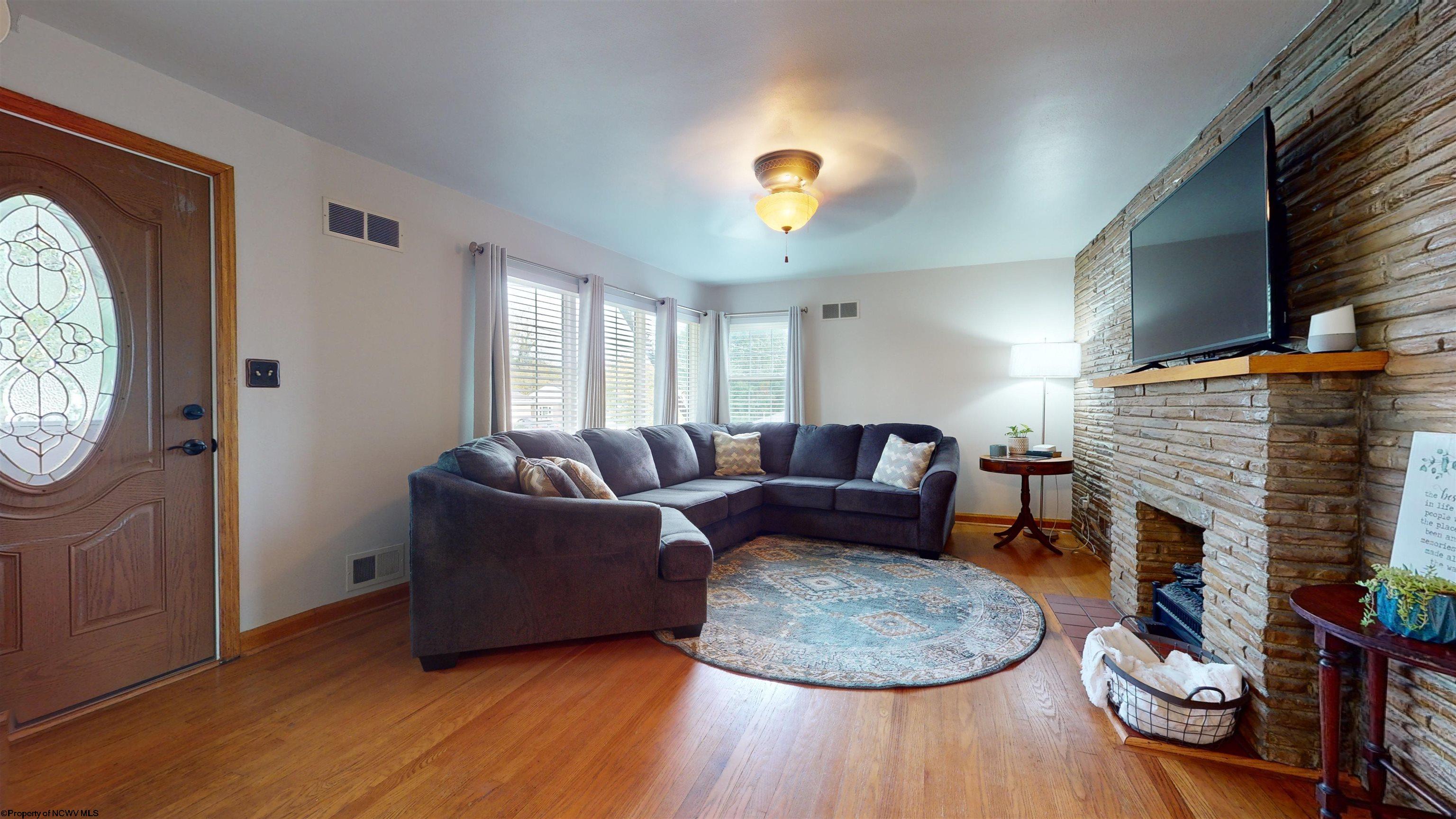108 Mandan Road Clarksburg, WV 26301 - Photo 5 of 26 Gallery Image 5