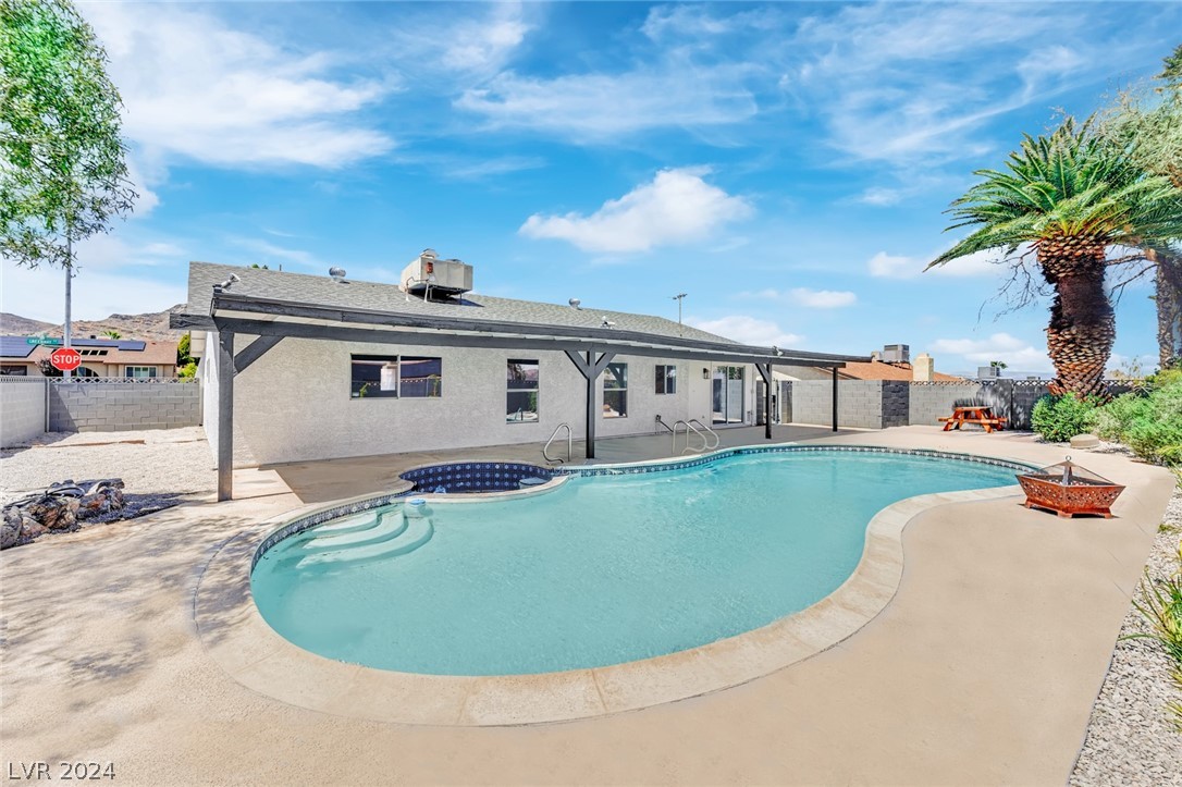 715 Greenway Road Henderson, NV 89002 - Photo 2 of 33