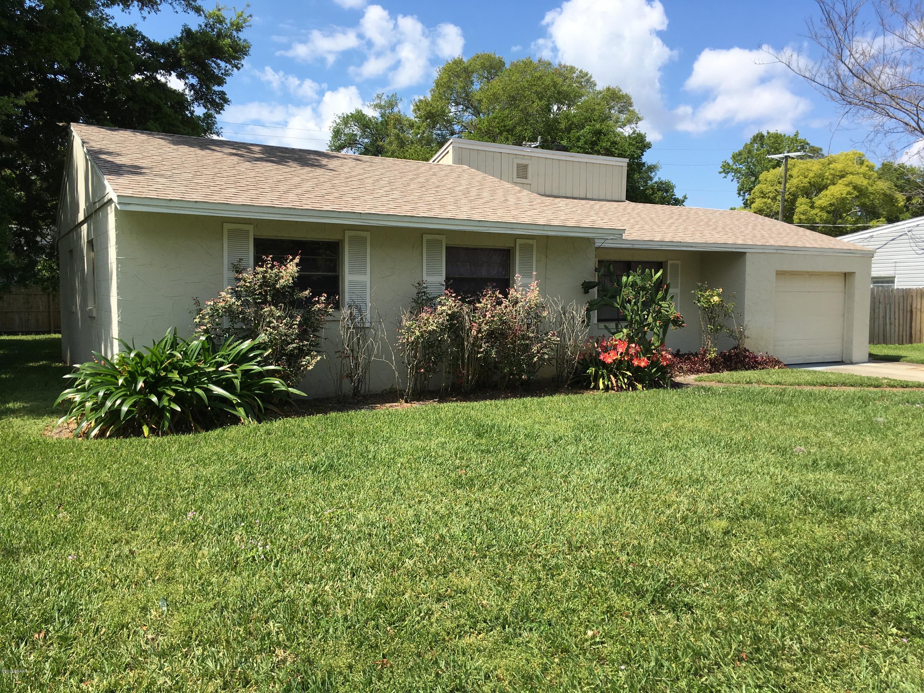 1638 Western Road South Daytona, FL 32119 - Photo 1 of 15 IMG_1971