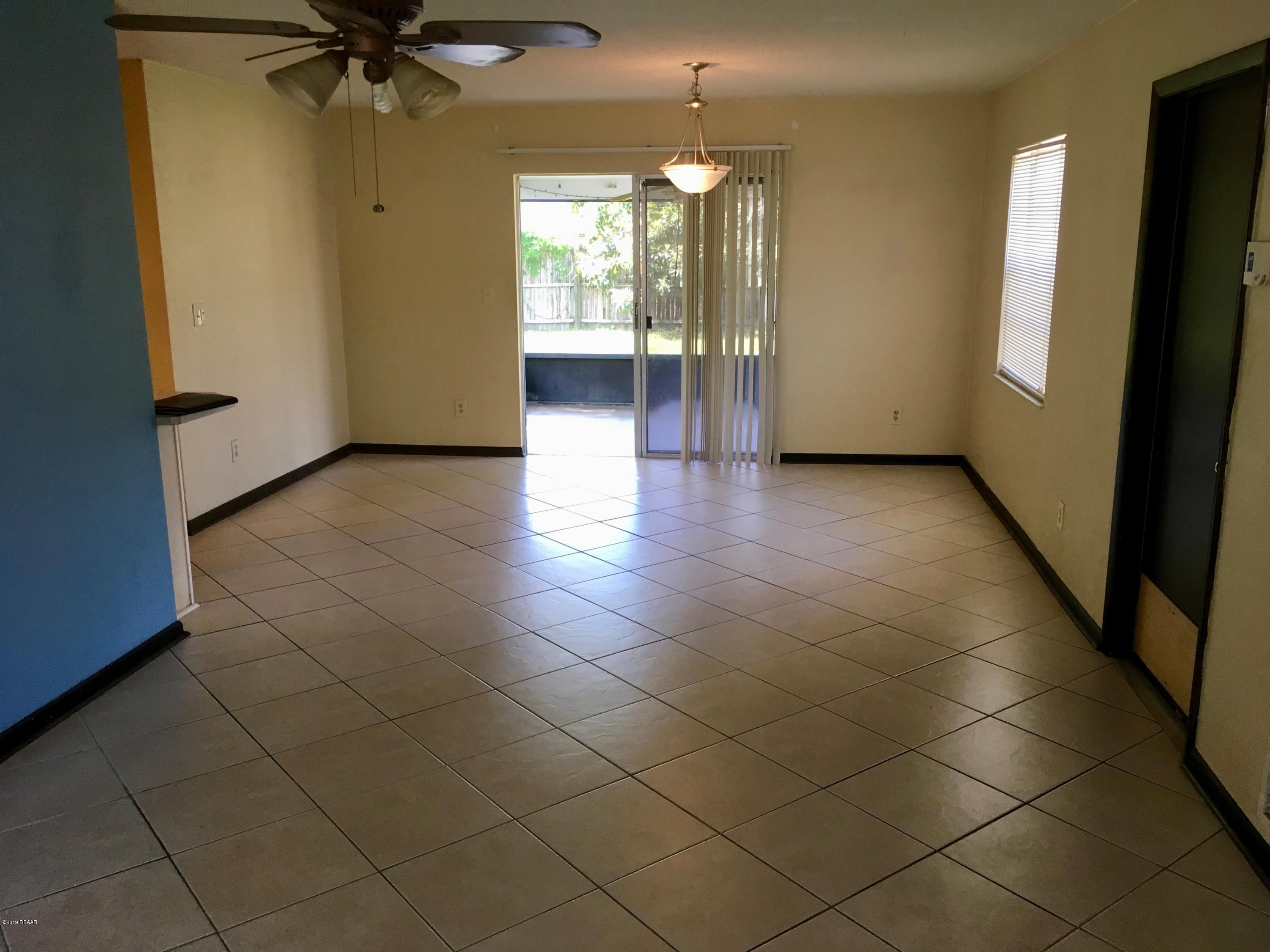 1638 Western Road South Daytona, FL 32119 - Photo 3 of 15 IMG_1986