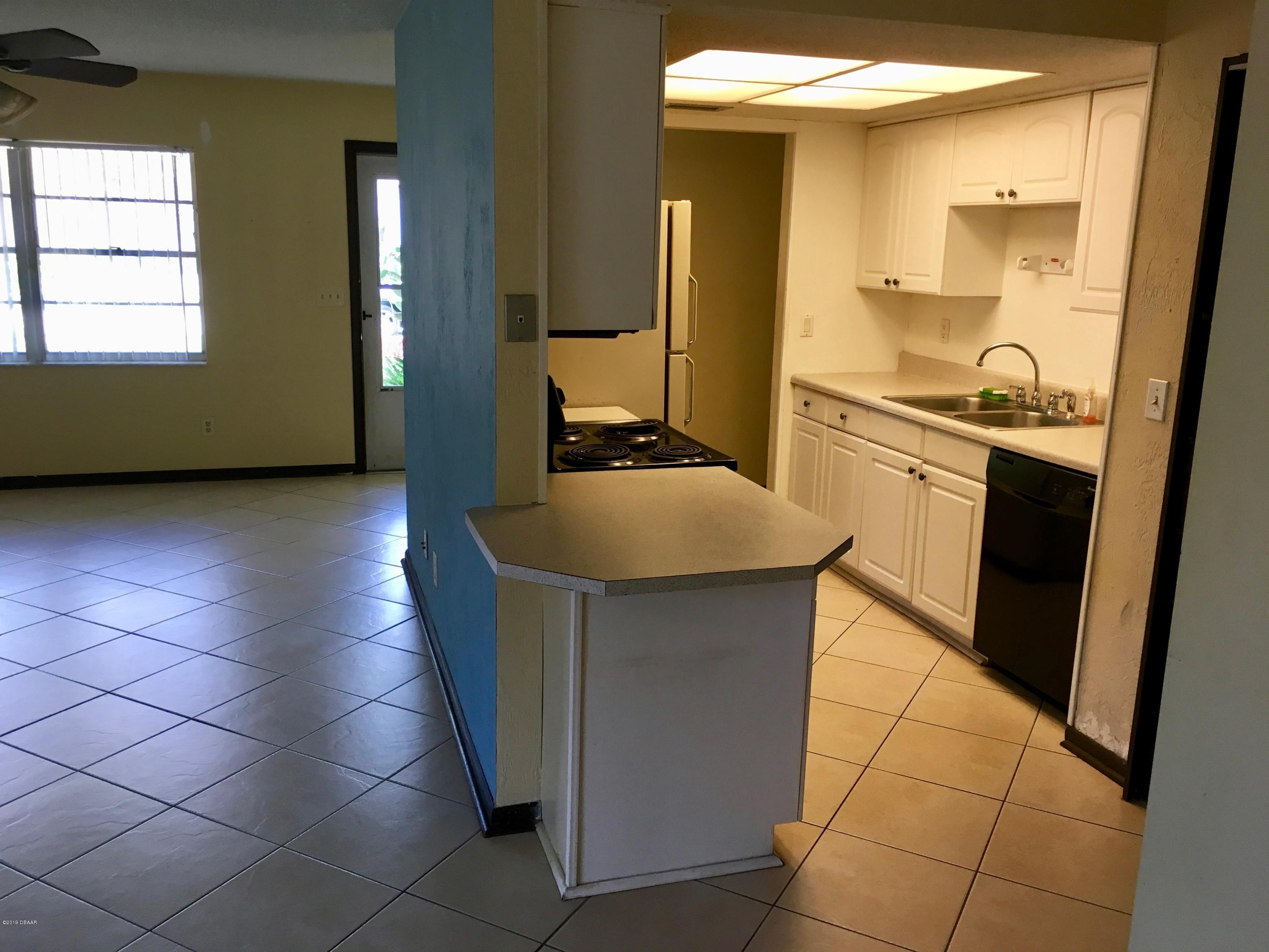 1638 Western Road South Daytona, FL 32119 - Photo 6 of 15 IMG_2019