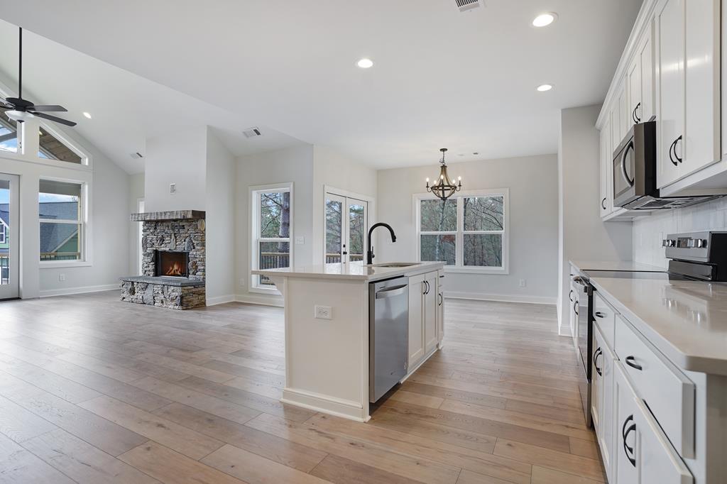 703 Ridge Drive Morganton, GA 30560 - Photo 12 of 33