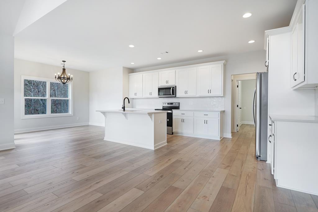 703 Ridge Drive Morganton, GA 30560 - Photo 8 of 33