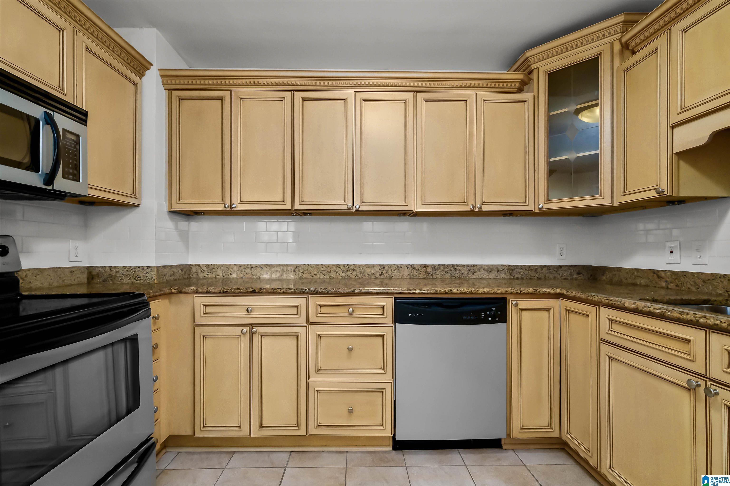 3469 Ridgecrest Drive Birmingham, AL 35216 - Photo 12 of 28