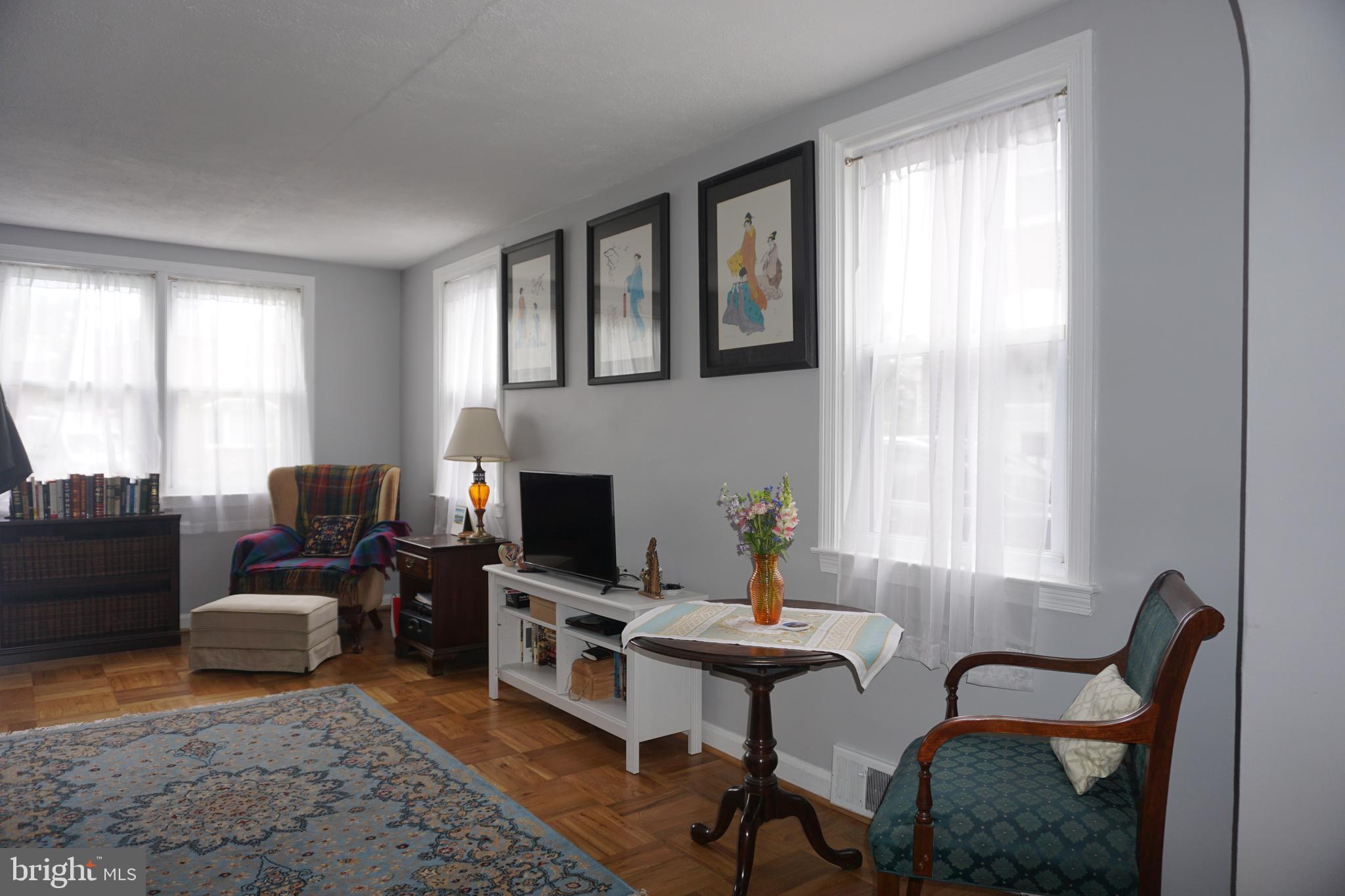 813 Colwell Road Swarthmore, PA 19081 - Photo 7 of 17 Living room