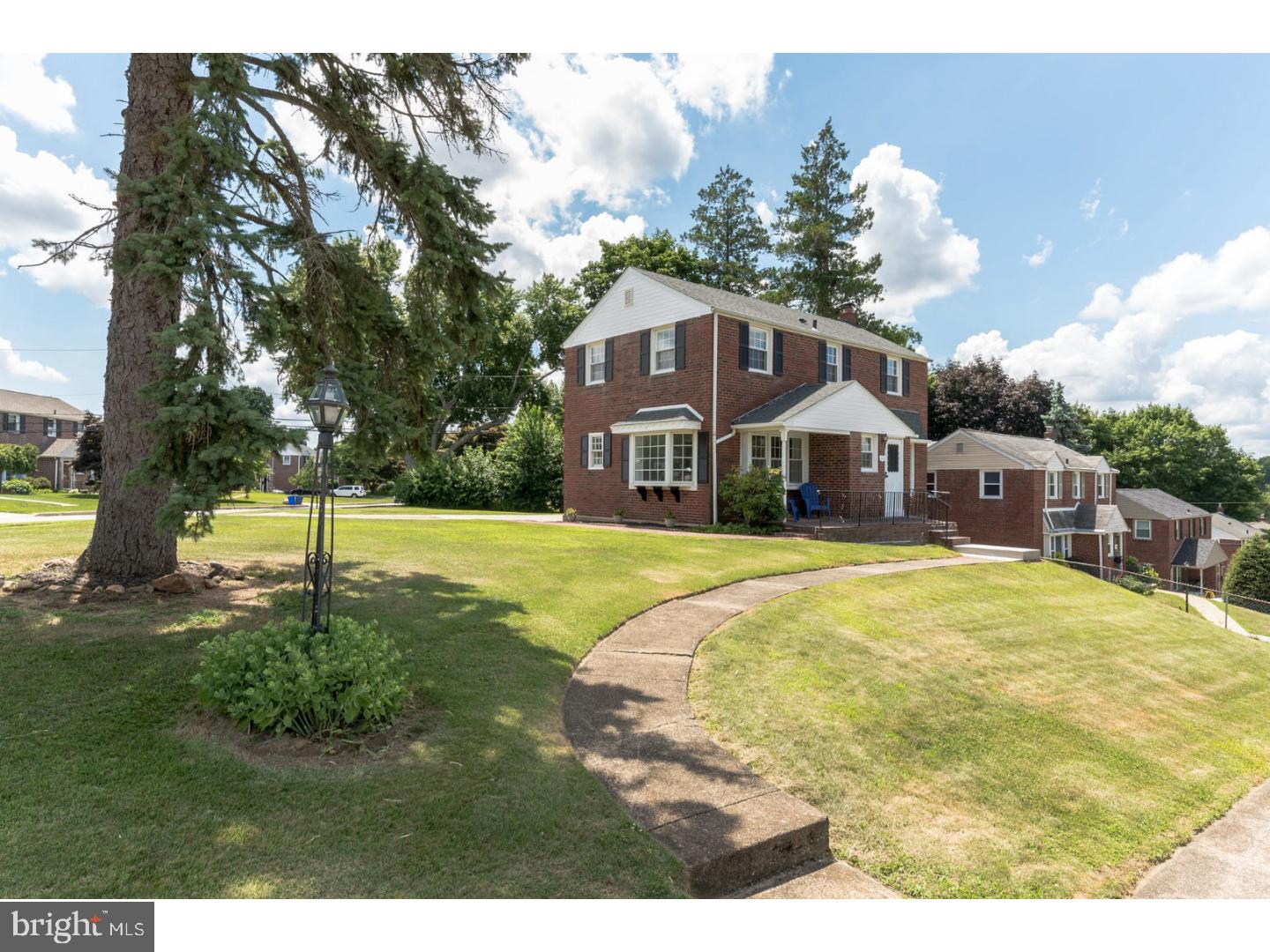 500 Howell Lane Havertown, PA 19083 - Photo 2 of 25