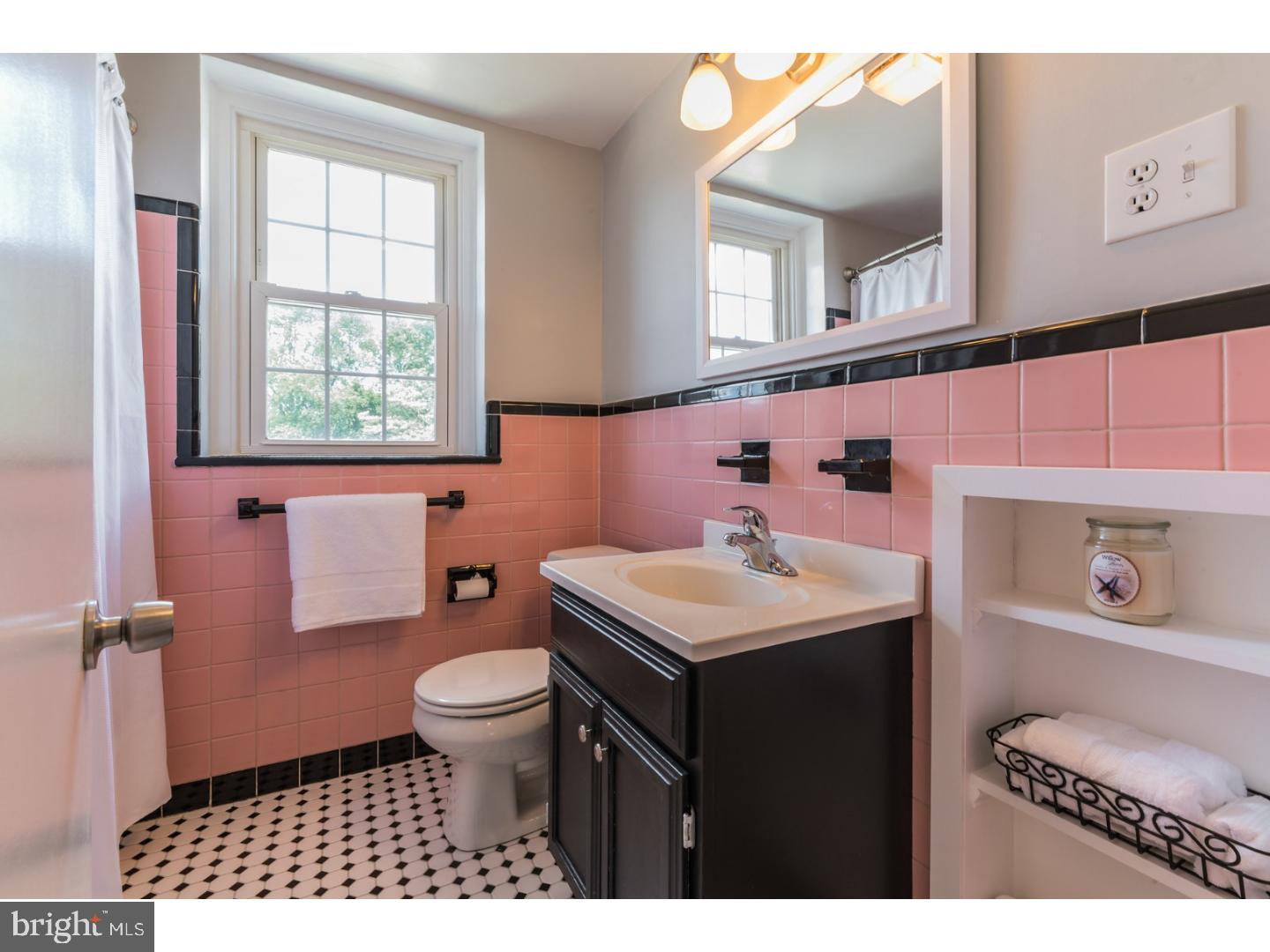 500 Howell Lane Havertown, PA 19083 - Photo 24 of 25 Bathroom