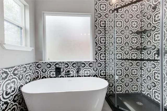 a house view with a outdoor space