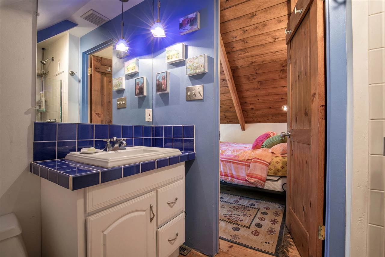 11275 Beacon Road Truckee, CA 96161 - Photo 10 of 20 Gallery Image 10