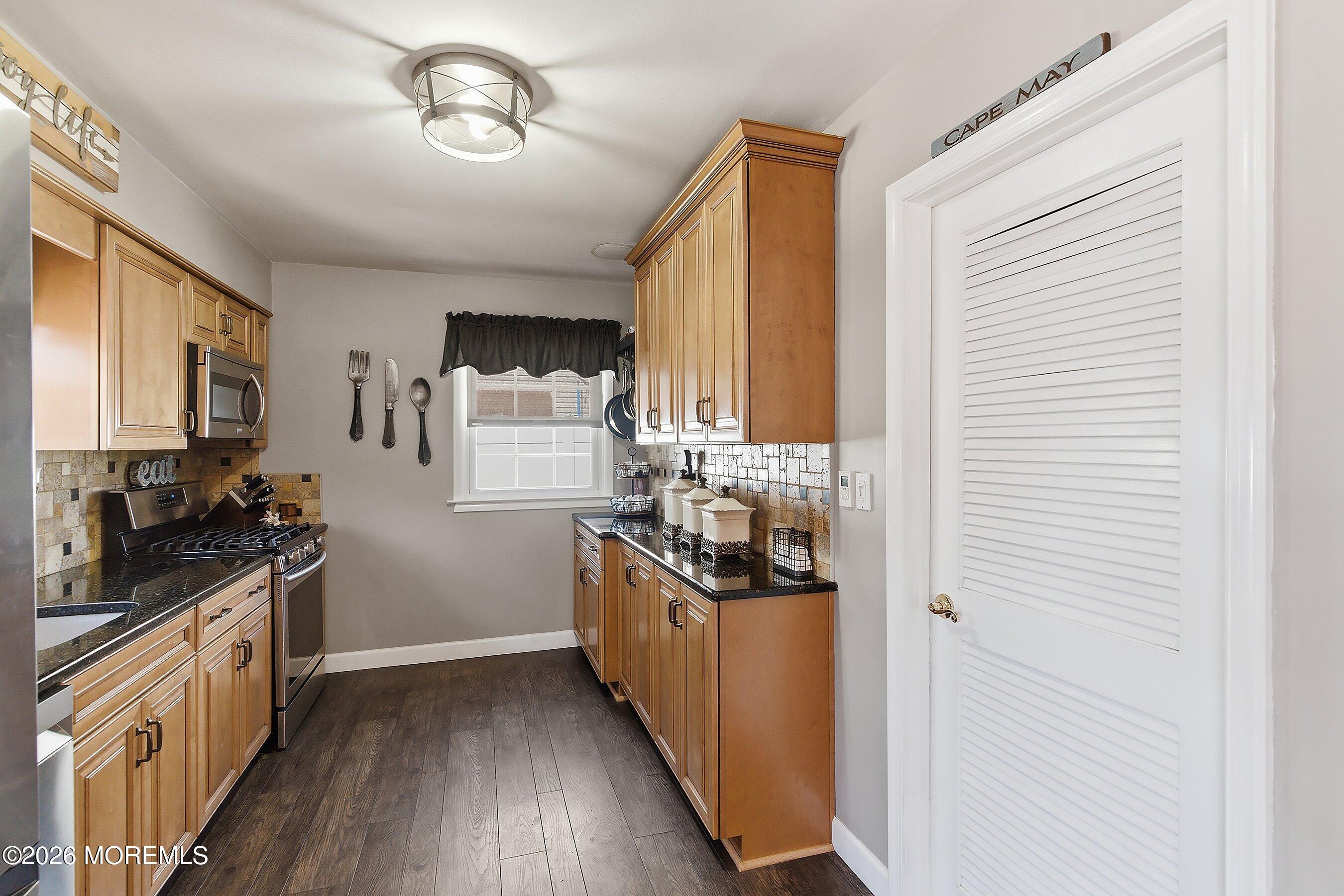 45 Pine Needle Street Howell, NJ 07731 - Photo 20 of 37 1000019816