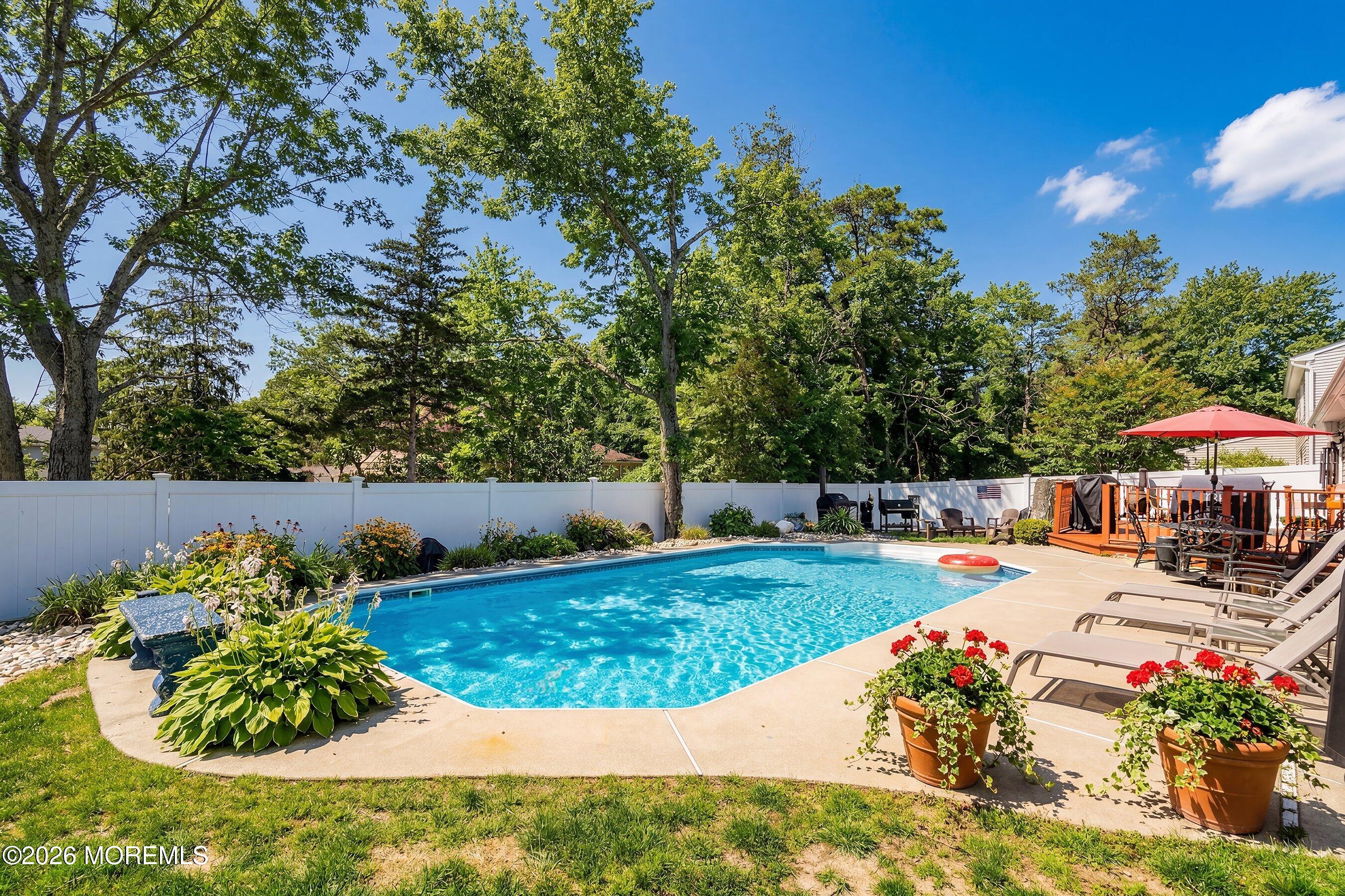 45 Pine Needle Street Howell, NJ 07731 - Photo 32 of 37 1000019834