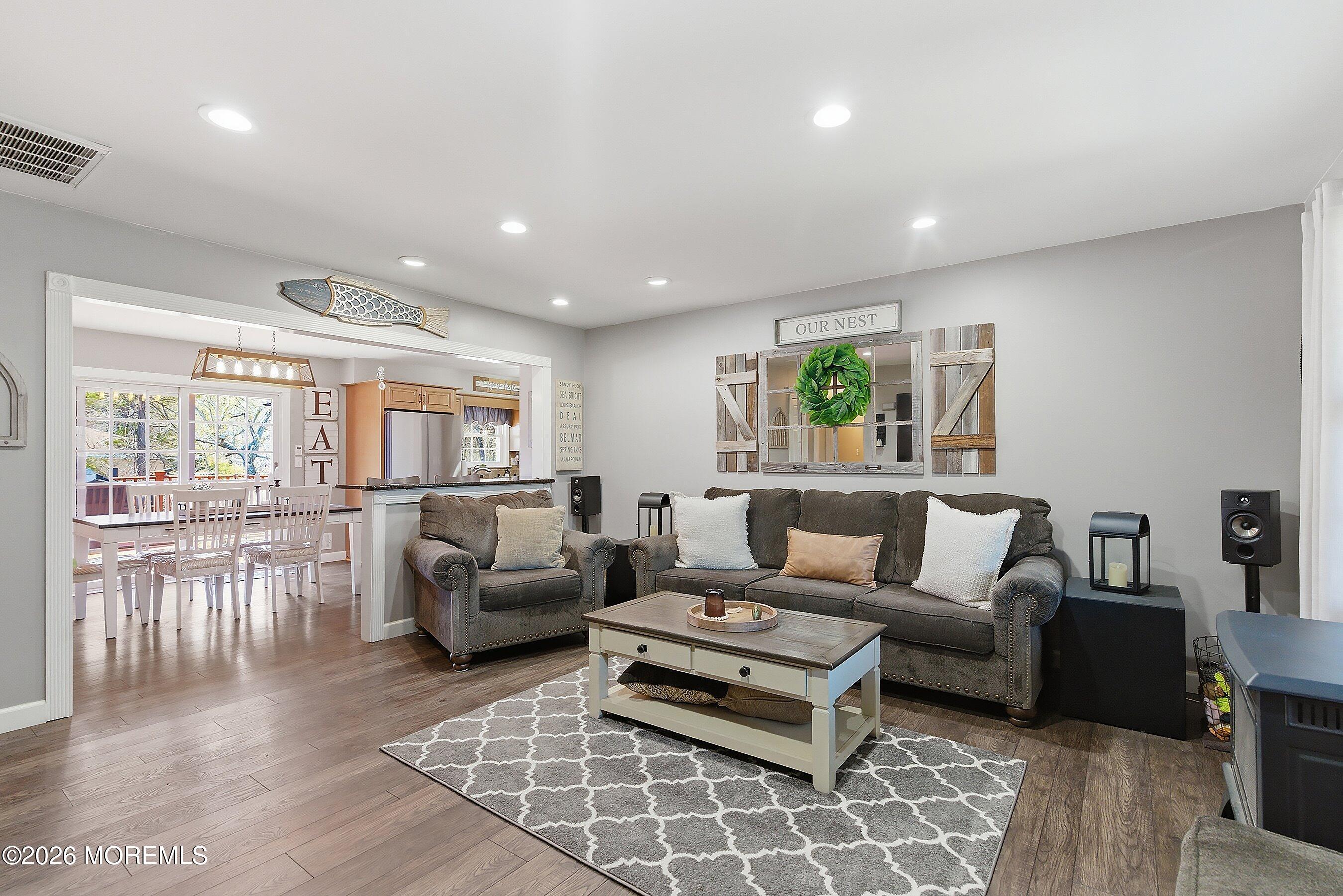 45 Pine Needle Street Howell, NJ 07731 - Photo 9 of 37 1000019804