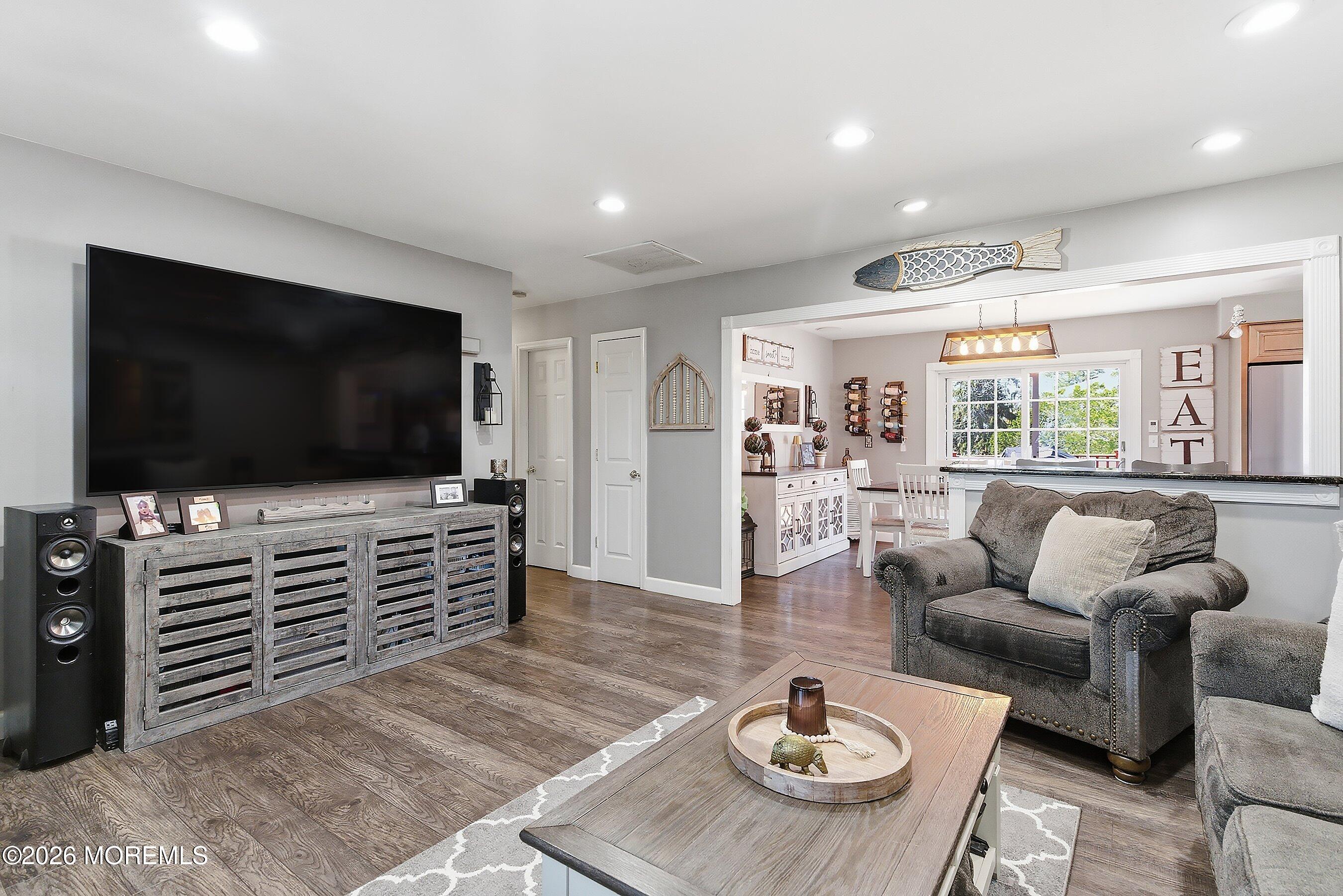 45 Pine Needle Street Howell, NJ 07731 - Photo 10 of 37 1000019805