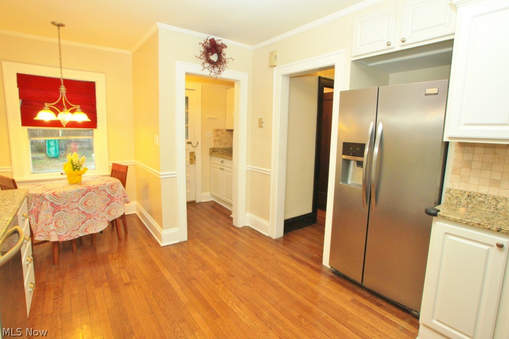 3193 Chadbourne Road Cleveland, OH 44120 - Photo 8 of 25