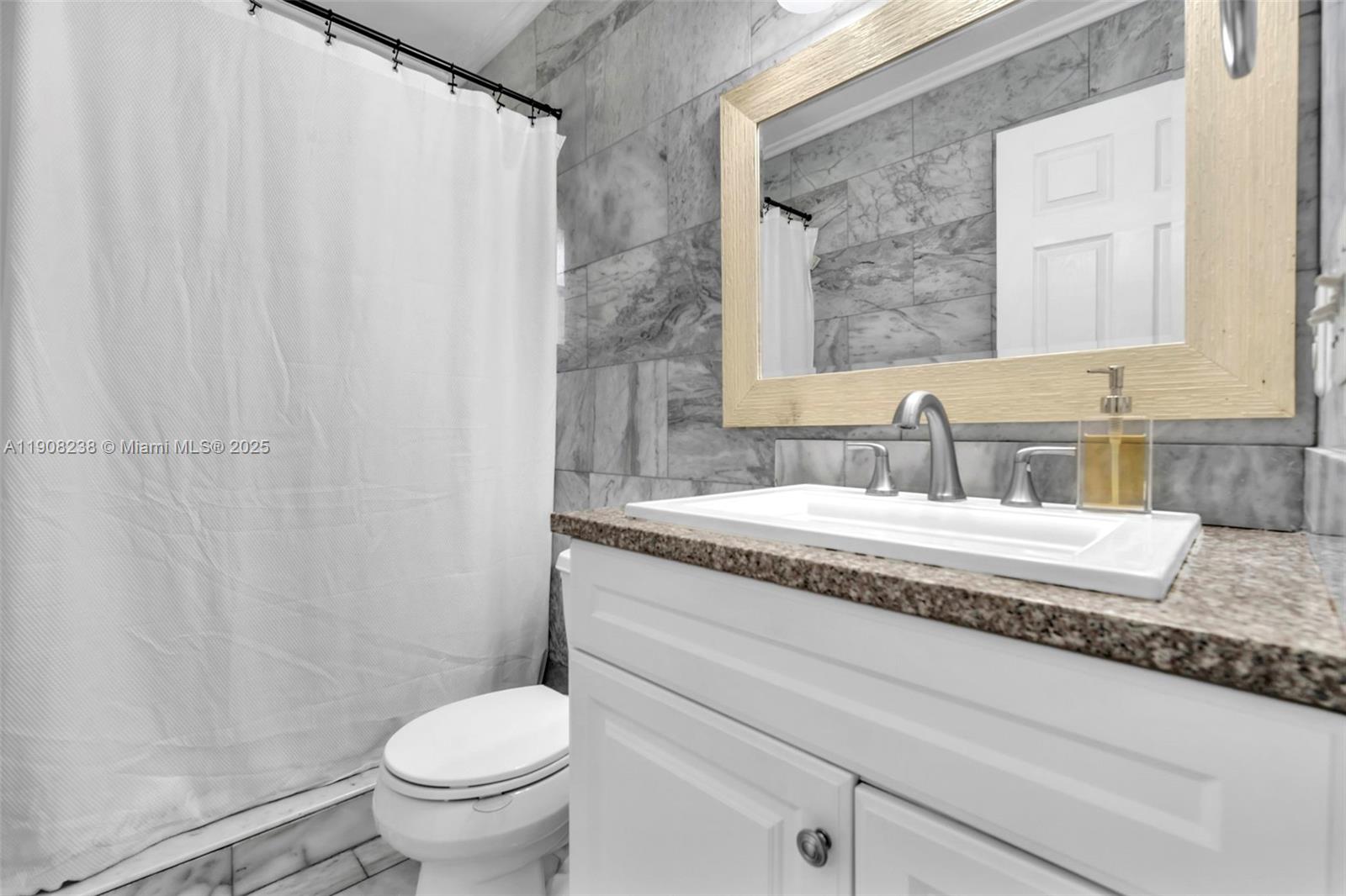 1821 Southwest 98th Terrace Miramar, FL 33025 - Photo 8 of 22