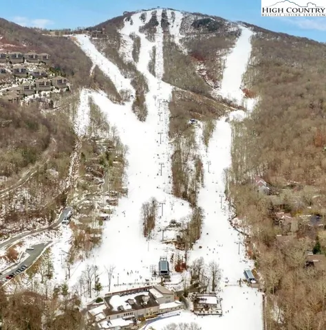 $167,000 | 110 Sugar Ski Drive, Unit 10101, Sugar Mountain, NC 28604