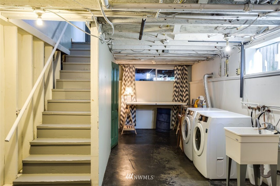 7512 California Avenue Southwest Seattle, WA 98136 - Photo 13 of 24 Gallery Image 13