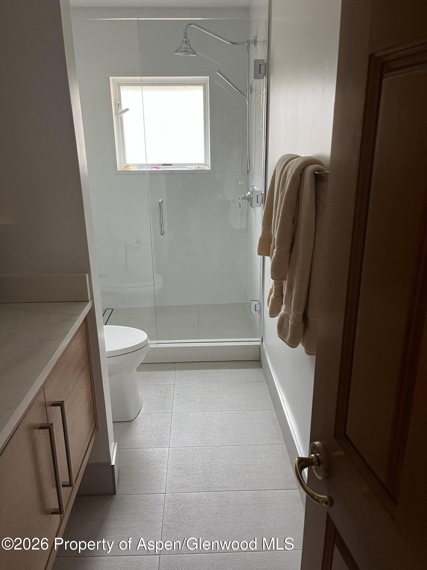 234 Light Hill Road Snowmass, CO 81654 - Photo 22 of 29 234 1st Floor Bathroom