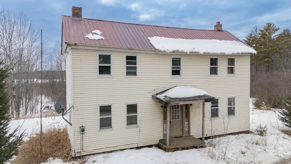 $55,000 | 33 Avenue Road, Garland, ME 04939