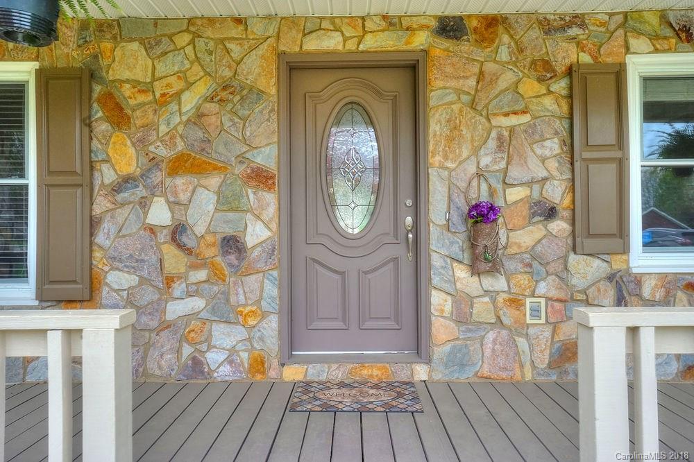 138 Mooreland Road Mooresville, NC 28117 - Photo 3 of 25