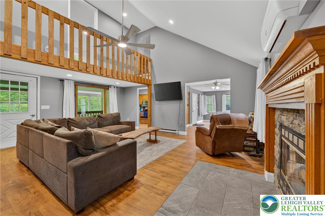 156 Mailbox Road Pocono Lake, PA 18347 - Photo 11 of 57