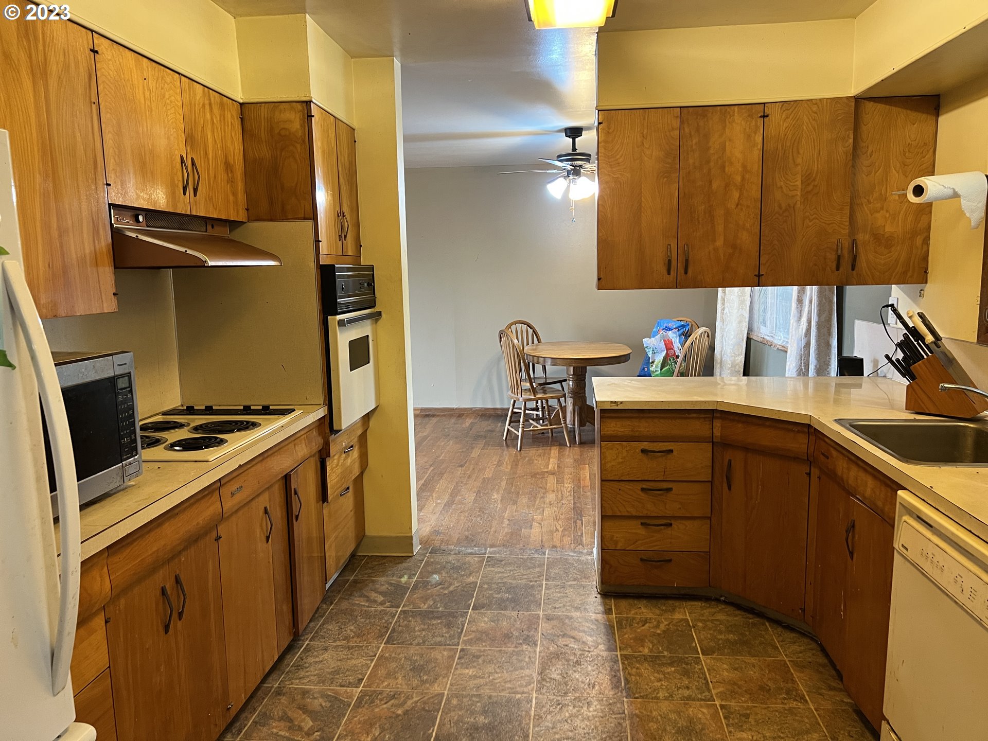 112 2nd Street Grass Valley, OR 97029 - Photo 12 of 30 Gallery Image 12