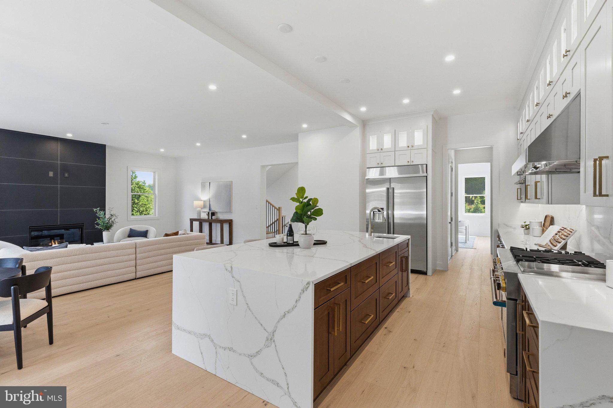 4008 Burke Station Road Fairfax, VA 22032 - Photo 14 of 41 Kitchen