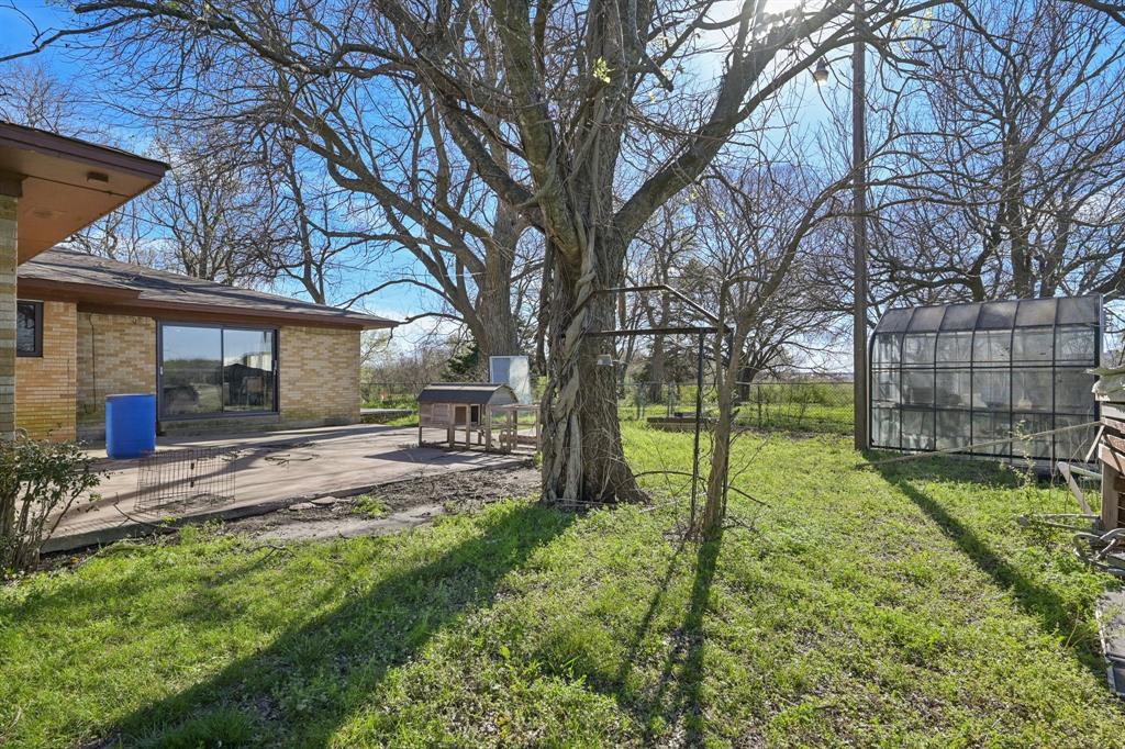 611 Ferris Road Lancaster, TX 75146 - Photo 11 of 16