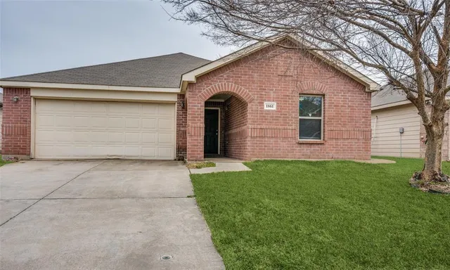 $2,095 | 1861 Sheffield Place, Fort Worth, TX 76112