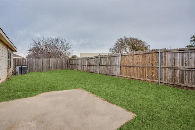 $2,095 | 1861 Sheffield Place, Fort Worth, TX 76112